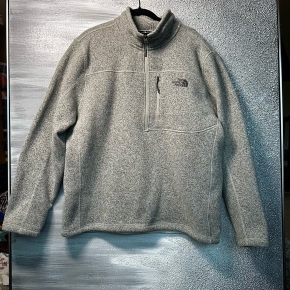The North Face Light Gray Sherpa Fleece Jacket - Picture 8 of 10